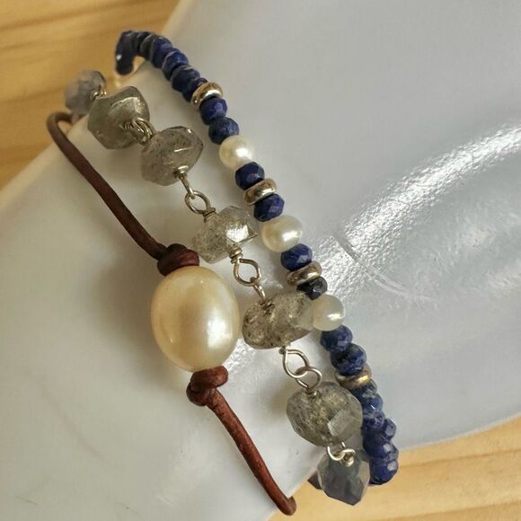 Sterling Silver Labradorite, Lapis, Pearl & Leather multi strand Bracelet - Picture 2 of 9